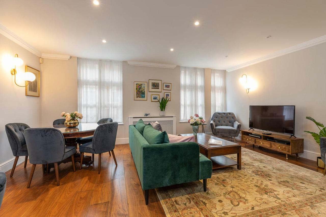 Joivy Beautiful 2 Bed Apt In The Heart Of Mayfair, Close To Tube Appartement Londen Buitenkant foto