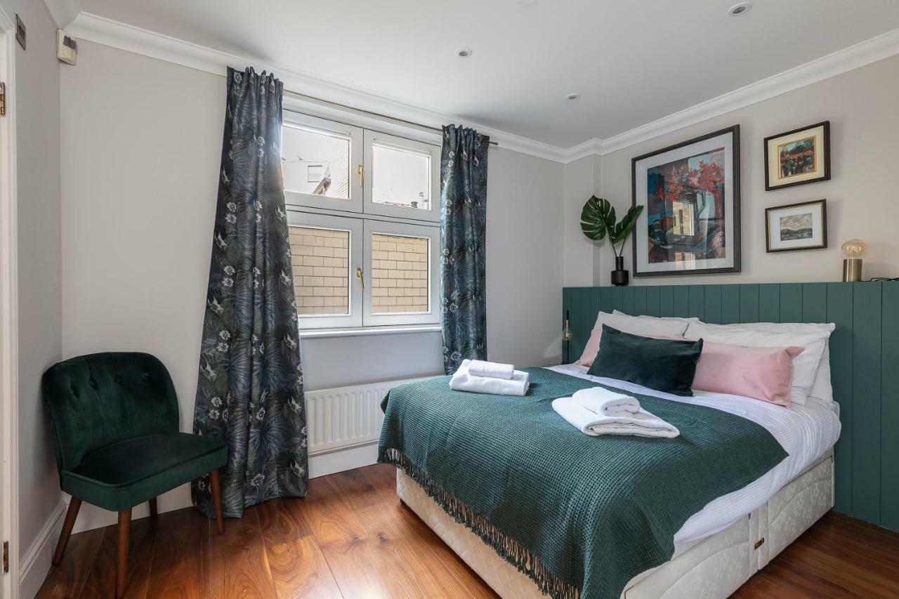 Joivy Beautiful 2 Bed Apt In The Heart Of Mayfair, Close To Tube Appartement Londen Buitenkant foto