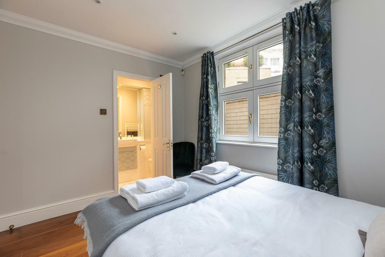 Joivy Beautiful 2 Bed Apt In The Heart Of Mayfair, Close To Tube Appartement Londen Buitenkant foto